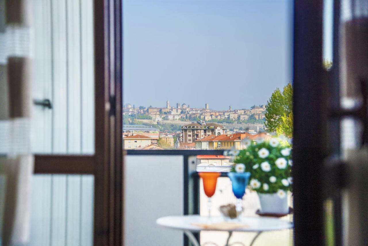 Chic Panoramic Apartment Bergamo Exterior foto
